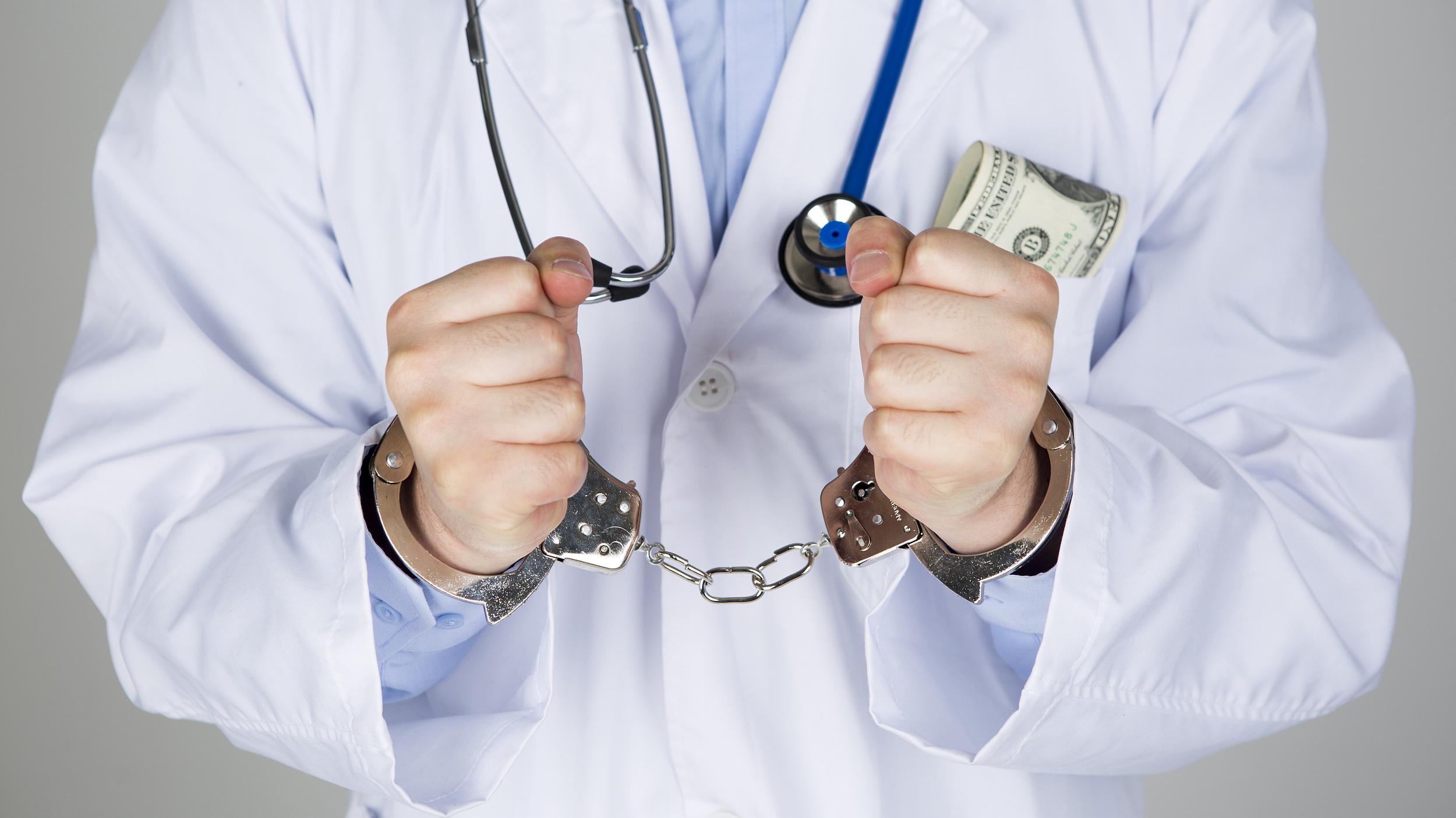 双鸭山预防医保套现(如何防止医疗保险被滥用)