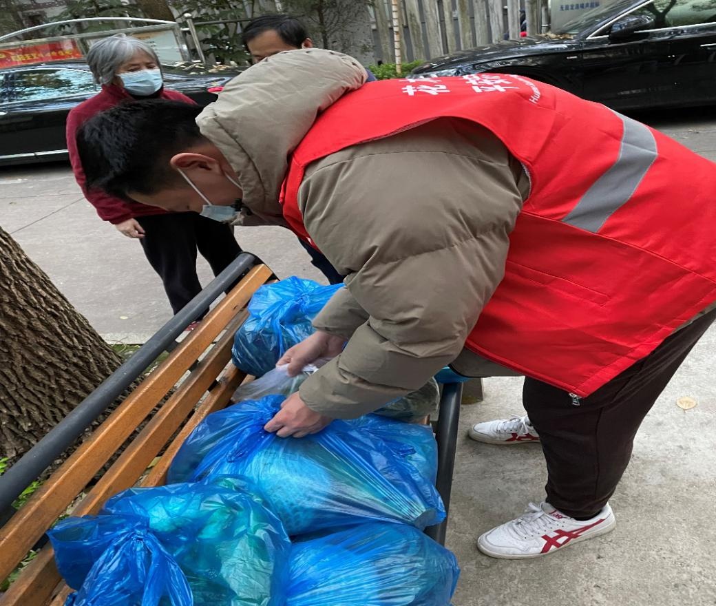 双鸭山24小时高价回收医保小额(医保小额提取代办600以内)